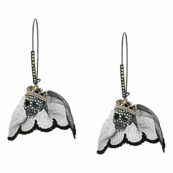 Betsey Johnson Halloween Skull Bride Lace Earrings - Picture 1 of 3